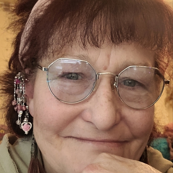 Meet your Posher, Karen e. - Picture 4 of 4